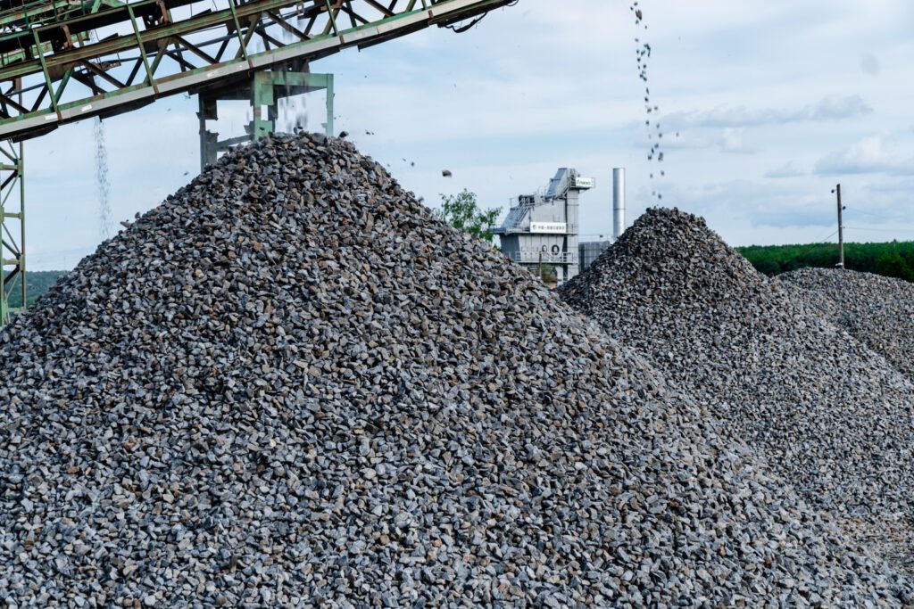 Gravel size reduction